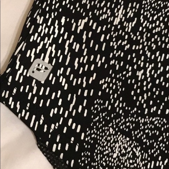 FABLETICS constellation print mesh top - Picture 6 of 6